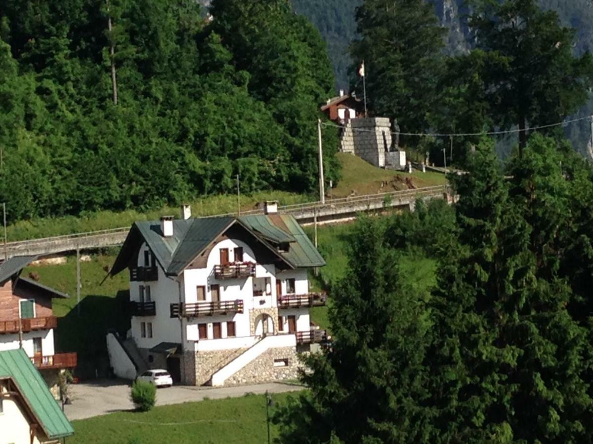 La Casa Di Monte Ricco Apartman Pieve di Cadore Kültér fotó